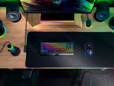 再进化！Razer发布首款无线三模热插拔游戏键盘